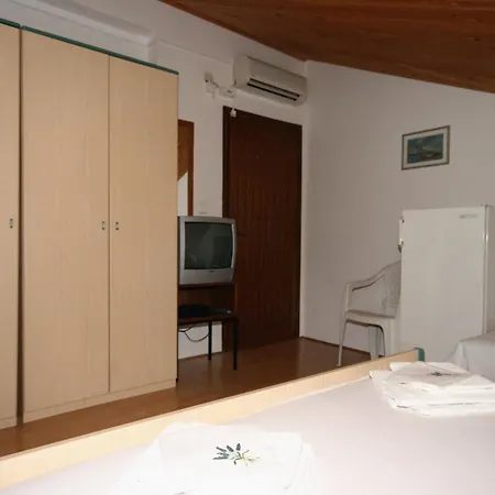 Apartments With Wifi Crikvenica - 5555 Room photo