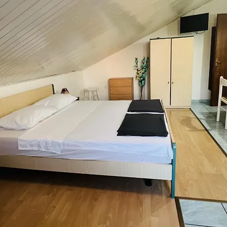 Apartments With Wifi Crikvenica - 5555 Room photo