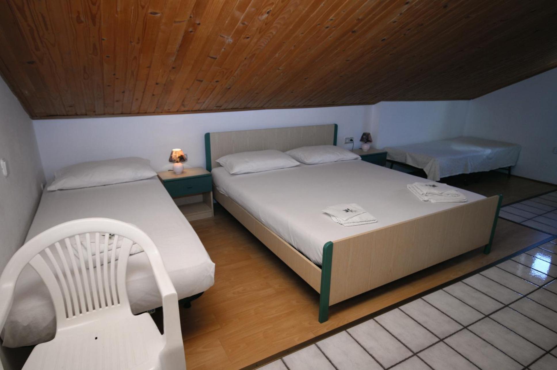 Apartmán With Wifi - 5555 Crikvenica