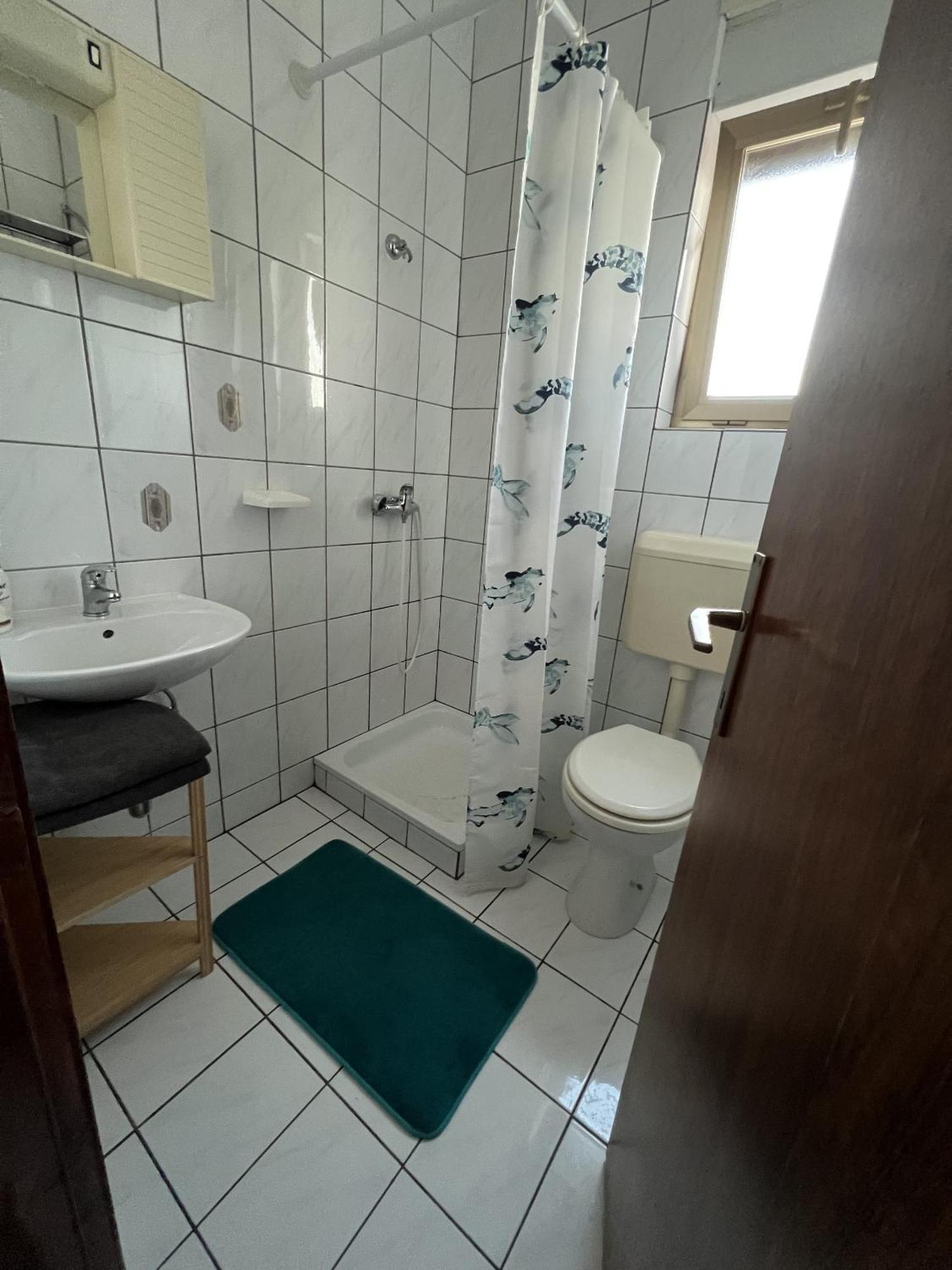 Apartmán With Wifi - 5555 Crikvenica